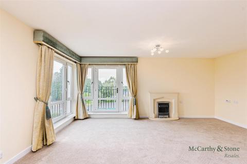 2 bedroom apartment for sale, Hilltree Court, 96 Fenwick Road, Giffnock, G46 6AA