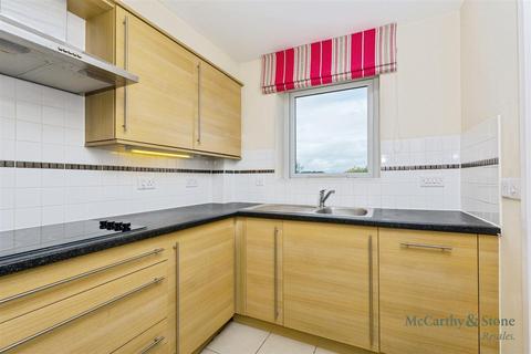 2 bedroom apartment for sale, Hilltree Court, 96 Fenwick Road, Giffnock, G46 6AA