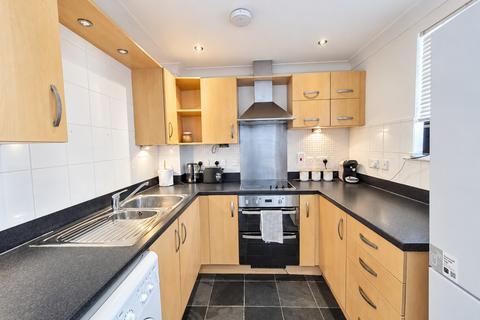 2 bedroom apartment to rent, Orchard Place, SOUTHAMPTON