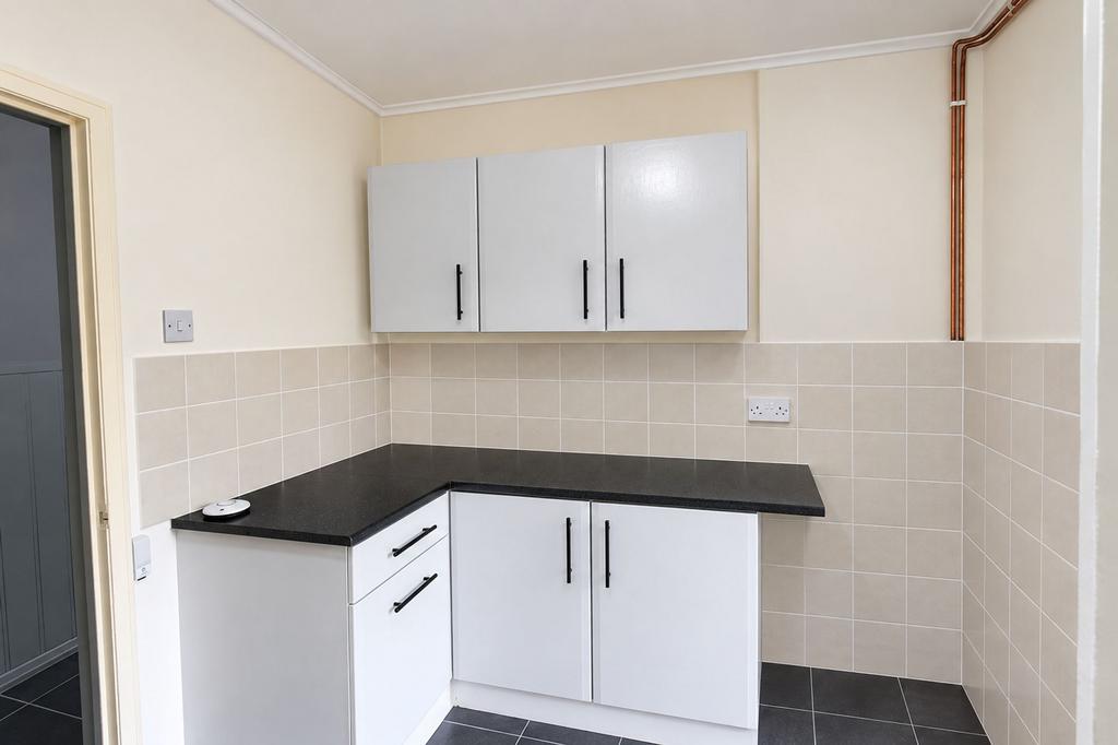 Apartment in Cardiff - View 3