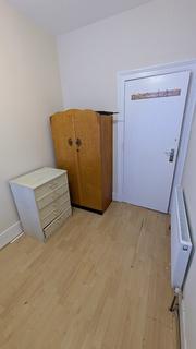 1 bedroom in a house share to rent, George Lane, Lewisham, Lewisham