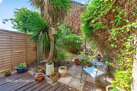 undefined, Clonmell Road, London