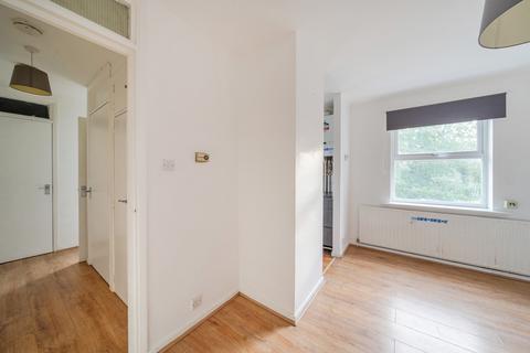 1 bedroom apartment for sale, Burnt Ash Hill, London
