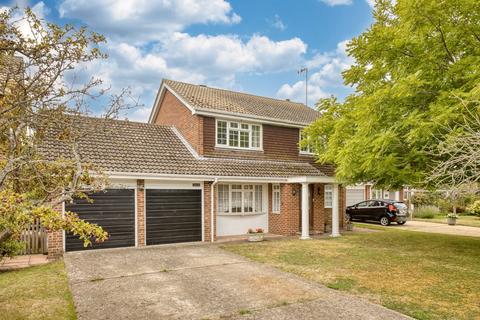 4 bedroom detached house for sale, Whiteness Green, Broadstairs, Kent, CT10