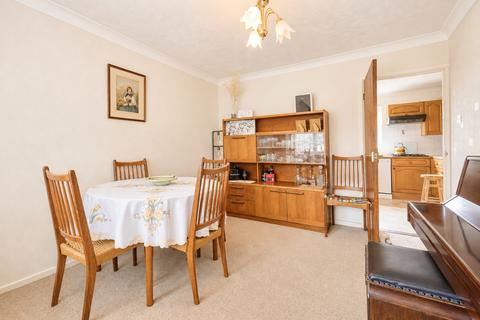 4 bedroom detached house for sale, Whiteness Green, Broadstairs, Kent, CT10