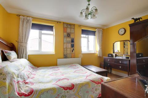 2 bedroom terraced house for sale, JUBILEE COURT, FAREHAM