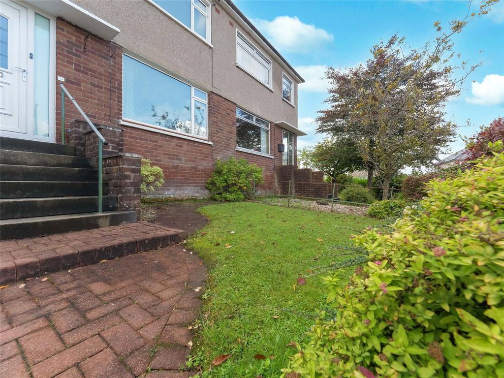 House in Glasgow, East Dunbartonshire - View 2
