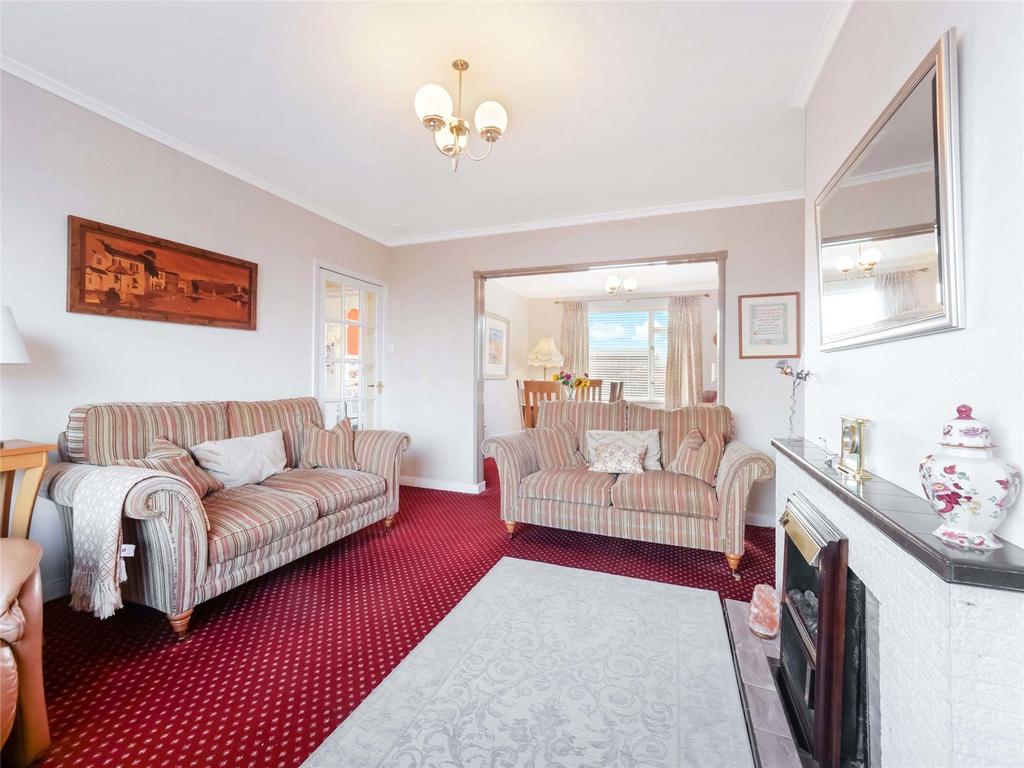 House in Glasgow, East Dunbartonshire - More