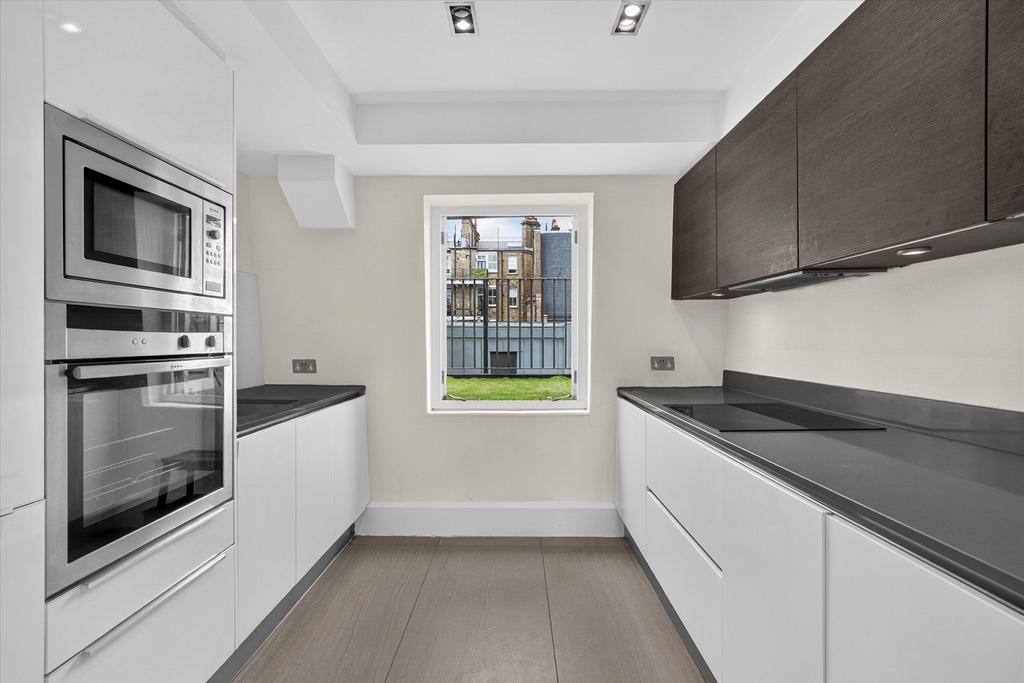 Apartment in London - View 4