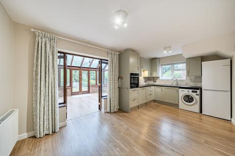undefined, Cootes Avenue, Horsham, RH12