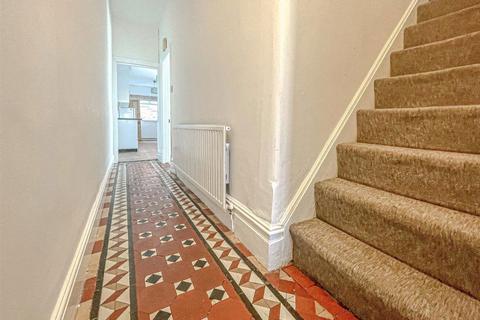 3 bedroom terraced house to rent, Fleetwood Road, Leicester
