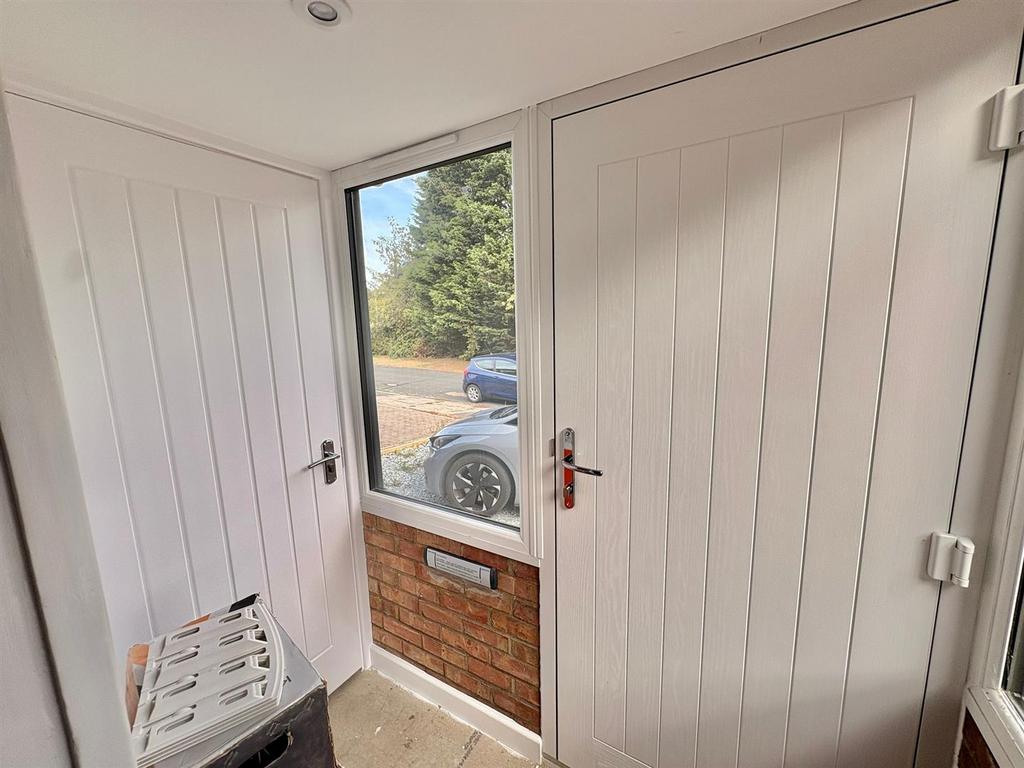House in Castle Point, Essex - View 5