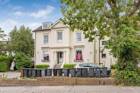 Studio for sale, Whitehorse Lane, London, SE25