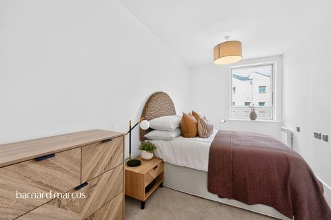 undefined, High Road, Finchley, London, N12
