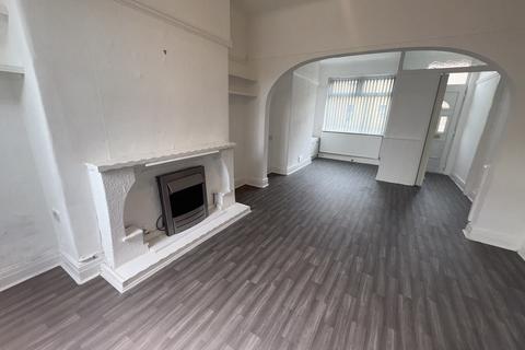 2 bedroom terraced house to rent, Price Street, Birkenhead CH41