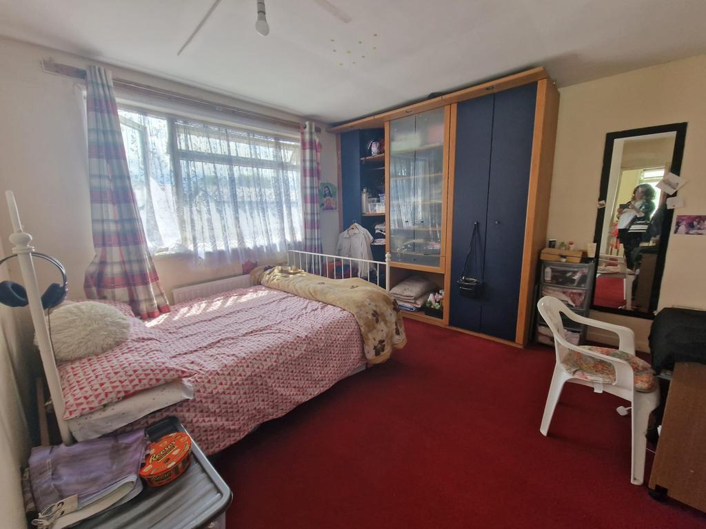 House in Hounslow - View 5