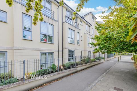 2 bedroom ground floor flat for sale, Springhead Parkway, Gravesend DA11