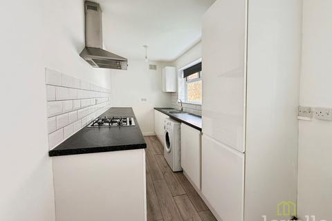 3 bedroom terraced house to rent, Campbell Street, Gainsborough DN21