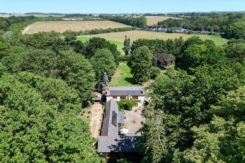 4 bedroom detached house for sale, Barton Road, Thurston