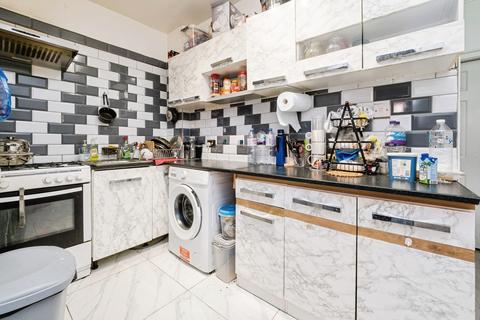 3 bedroom terraced house for sale, Manning Road, DAGENHAM, ESSEX, RM10