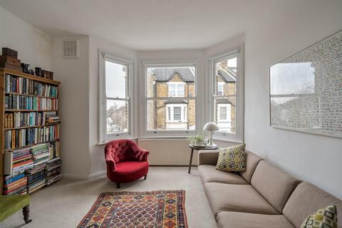 3 bedroom flat for sale, Charteris Road, London, NW6
