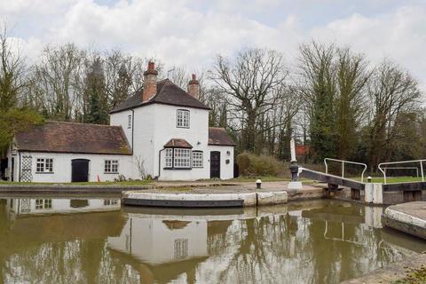 2 bed cottage for rent in Hatton Bottom Lock, Warwick, CV35