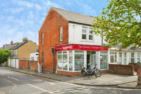 1 bedroom flat to rent, Magdalen Road, Oxford, Oxfordshire, OX4