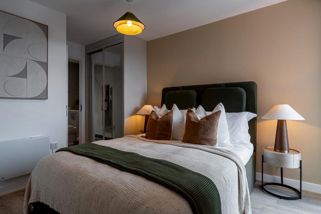 Apartment in Leeds, Yorkshire - View 2