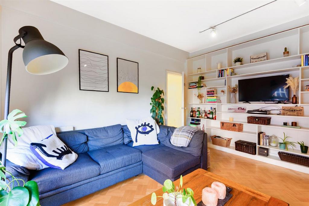 House in London - View 5