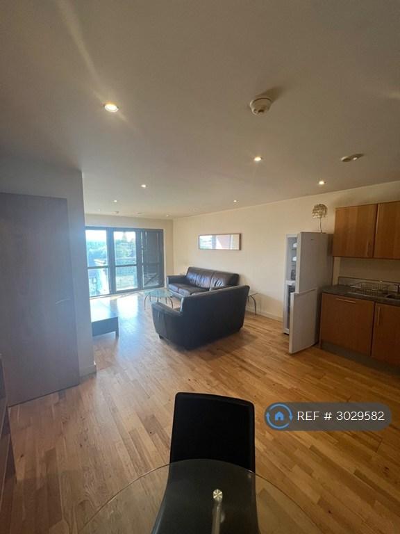 Apartment in Liverpool - View 2