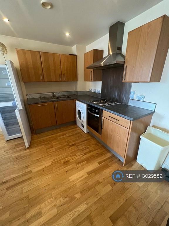 Apartment in Liverpool - View 3