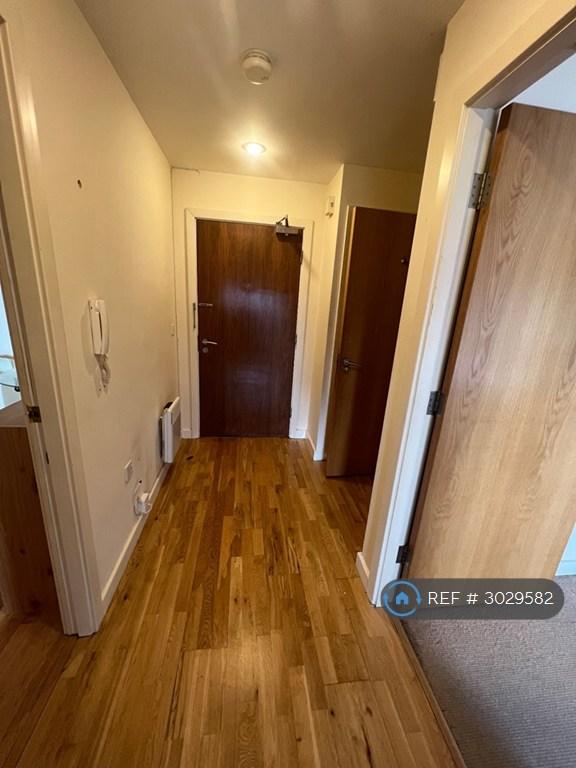 Apartment in Liverpool - View 4
