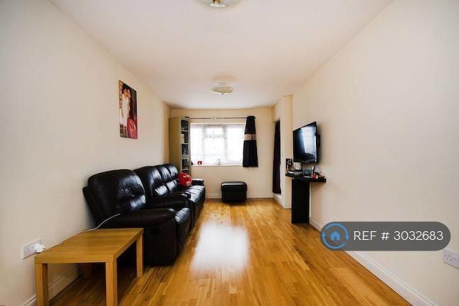 Apartment in Harrow - View 2