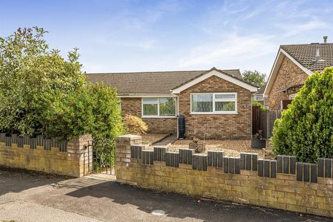 2 bedroom semi-detached bungalow for sale, Belvoir Walk, Bedford