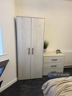 1 bedroom in a house share to rent, Grosvenor Street, Prestwich, Manchester, M25