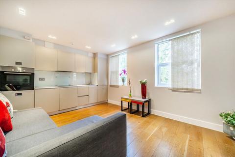 1 bedroom flat for sale, Uxbridge Road, London W12