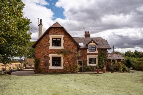 4 bedroom country house for sale, Porters Mill Lane, Ladywood, Droitwich Worcestershire WR9 0AL