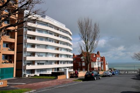 2 bed flat/apartment for rent in Westcliff Mansion, Eastbourne, BN20