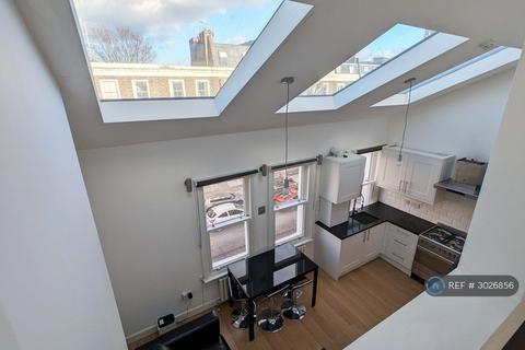 2 bedroom flat to rent, Harwood Road, London, SW6