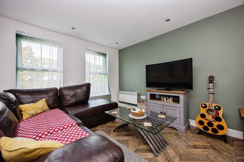 2 bedroom apartment for sale, Alexandra Road, Aldershot GU11