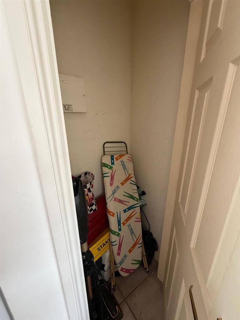 Apartment in Northampton - More