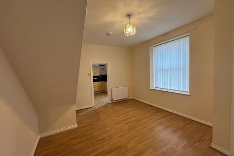 3 bedroom detached house to rent, Morris Street, Morriston, Swansea, SA6 8DB