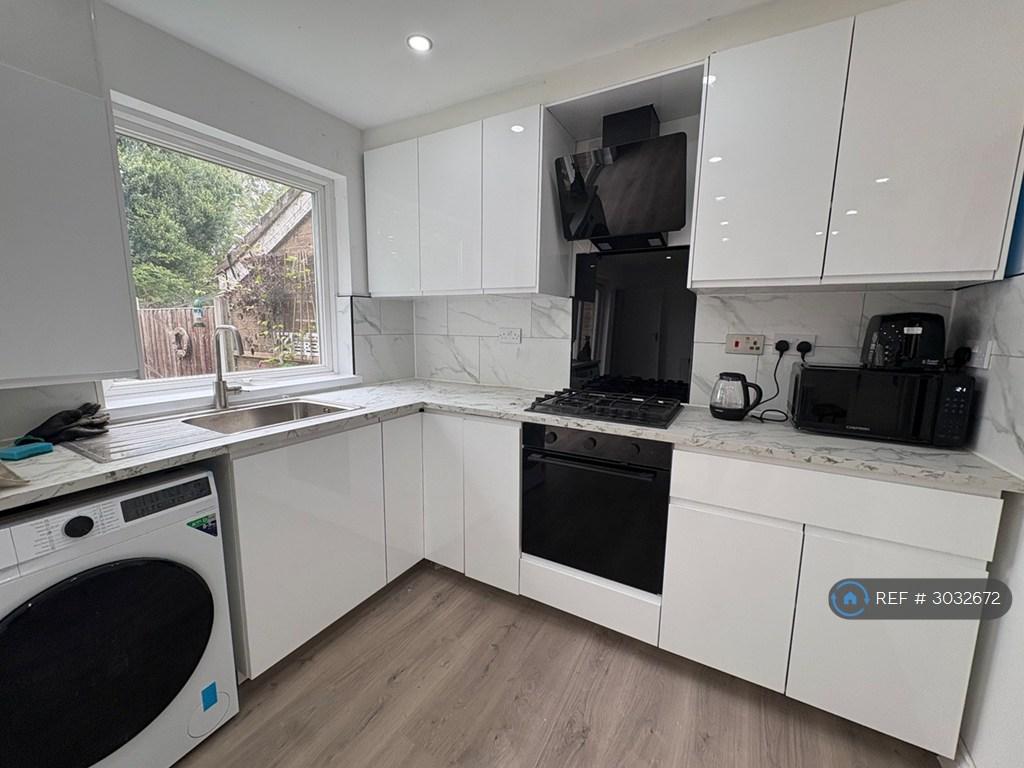 House in Birmingham, West Midlands - View 2