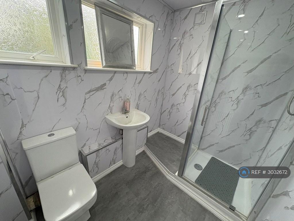 House in Birmingham, West Midlands - View 5