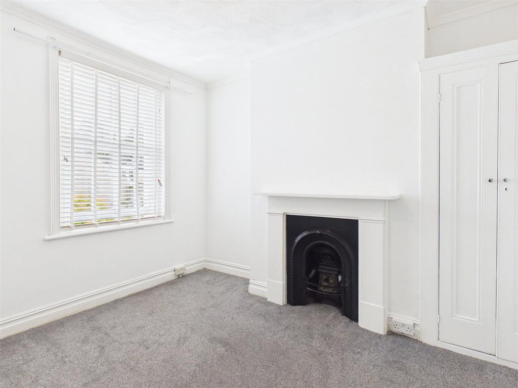 Apartment in Brighton - View 3