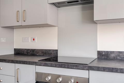 3 bedroom semi-detached house to rent, Furnace Drive, S81