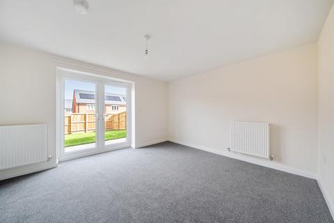 3 bedroom semi-detached house to rent, Furnace Drive, S81