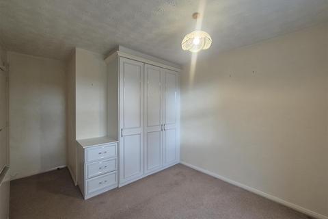 2 bedroom apartment to rent, Victoria Gardens, Cradley Heath
