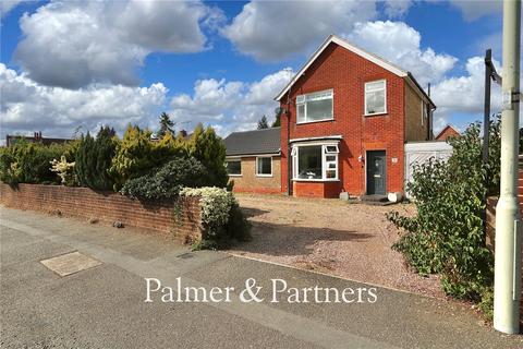 4 bedroom detached house for sale, Foxhall Road, Ipswich, Suffolk, IP4