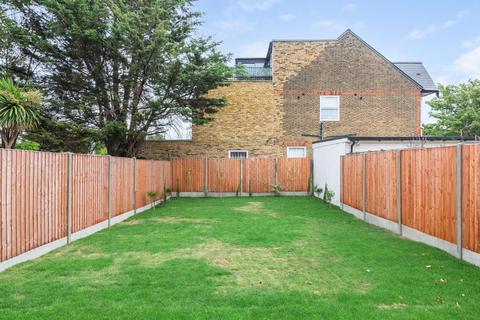 5 bedroom semi-detached house for sale, London W3